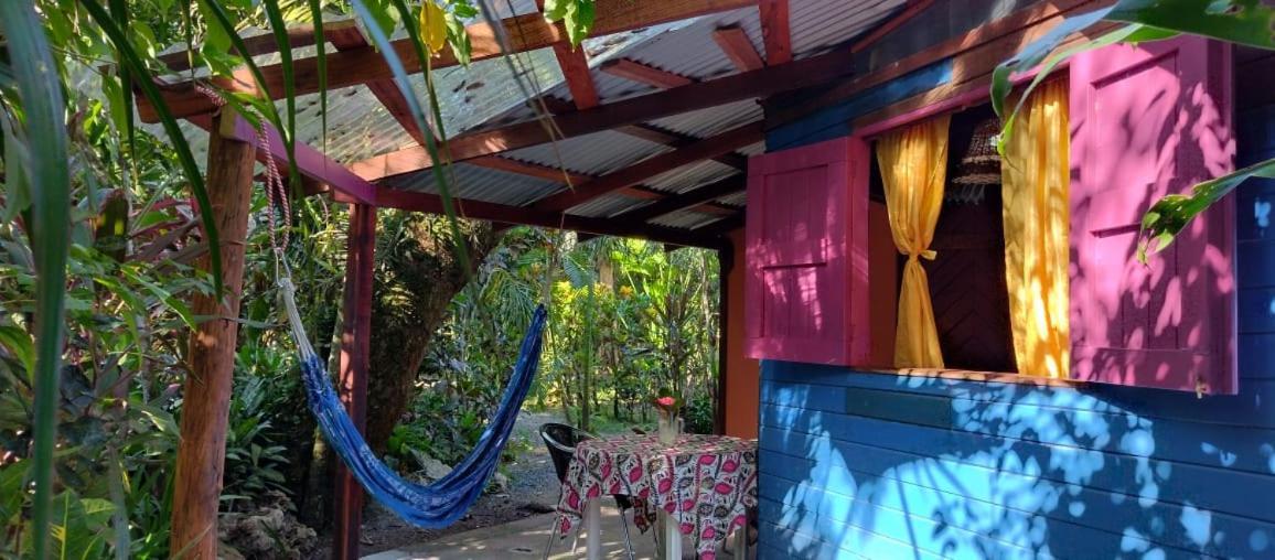 Cabinas Algebra Cahuita Exteriör bild